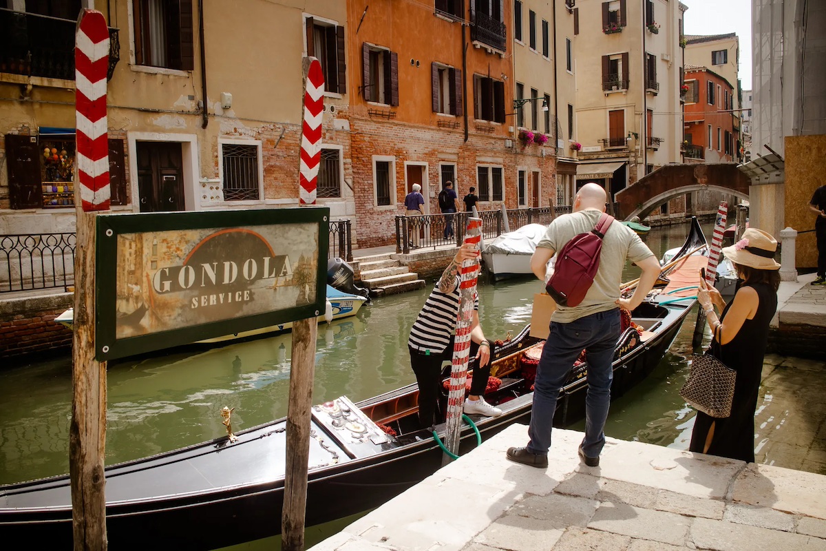 Best-of-Venice-tour-with-Gondola-ride-Saint-Mark-and-Doges-palace_header